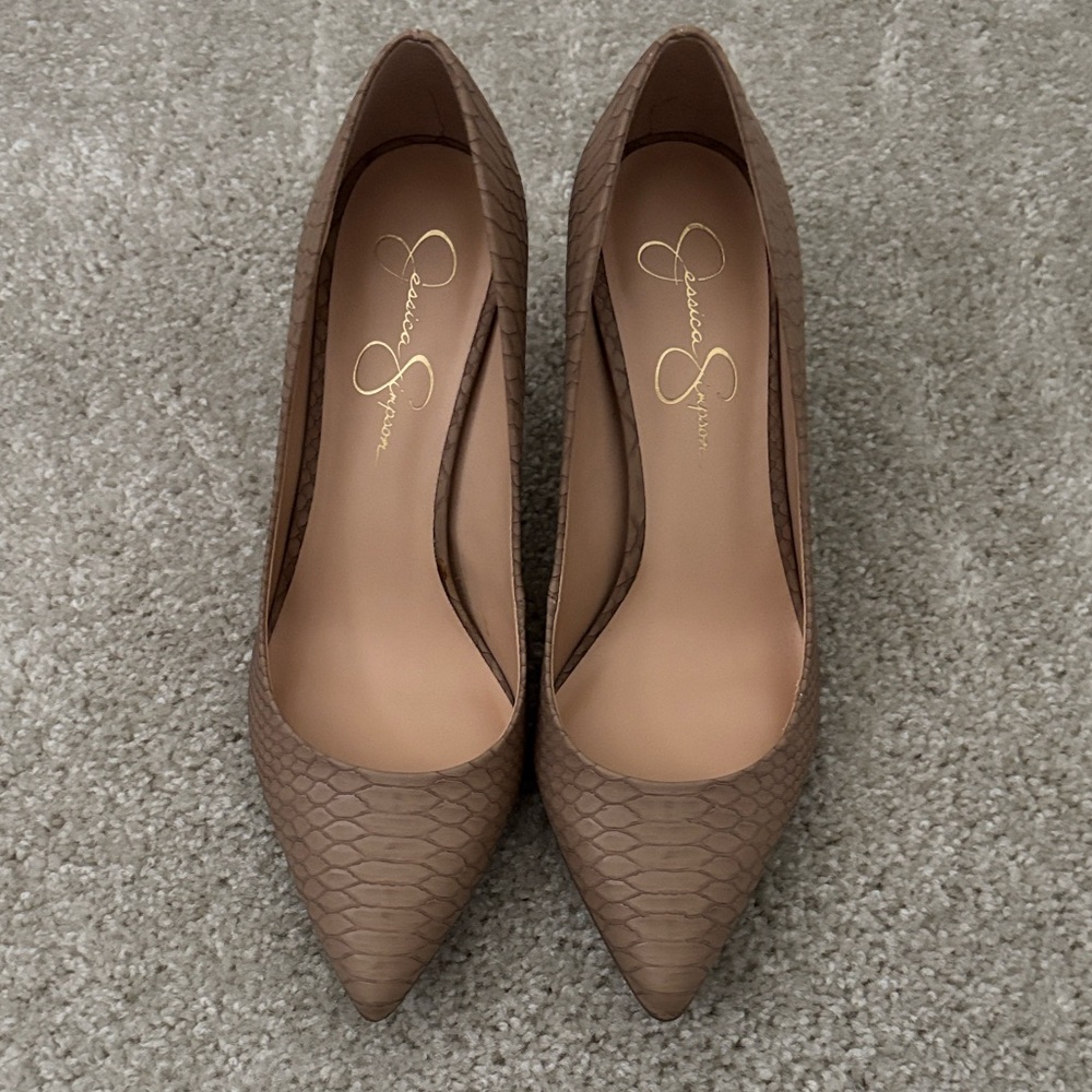 Jessica Simpson Tan Faux Snakeskin Textured Heels